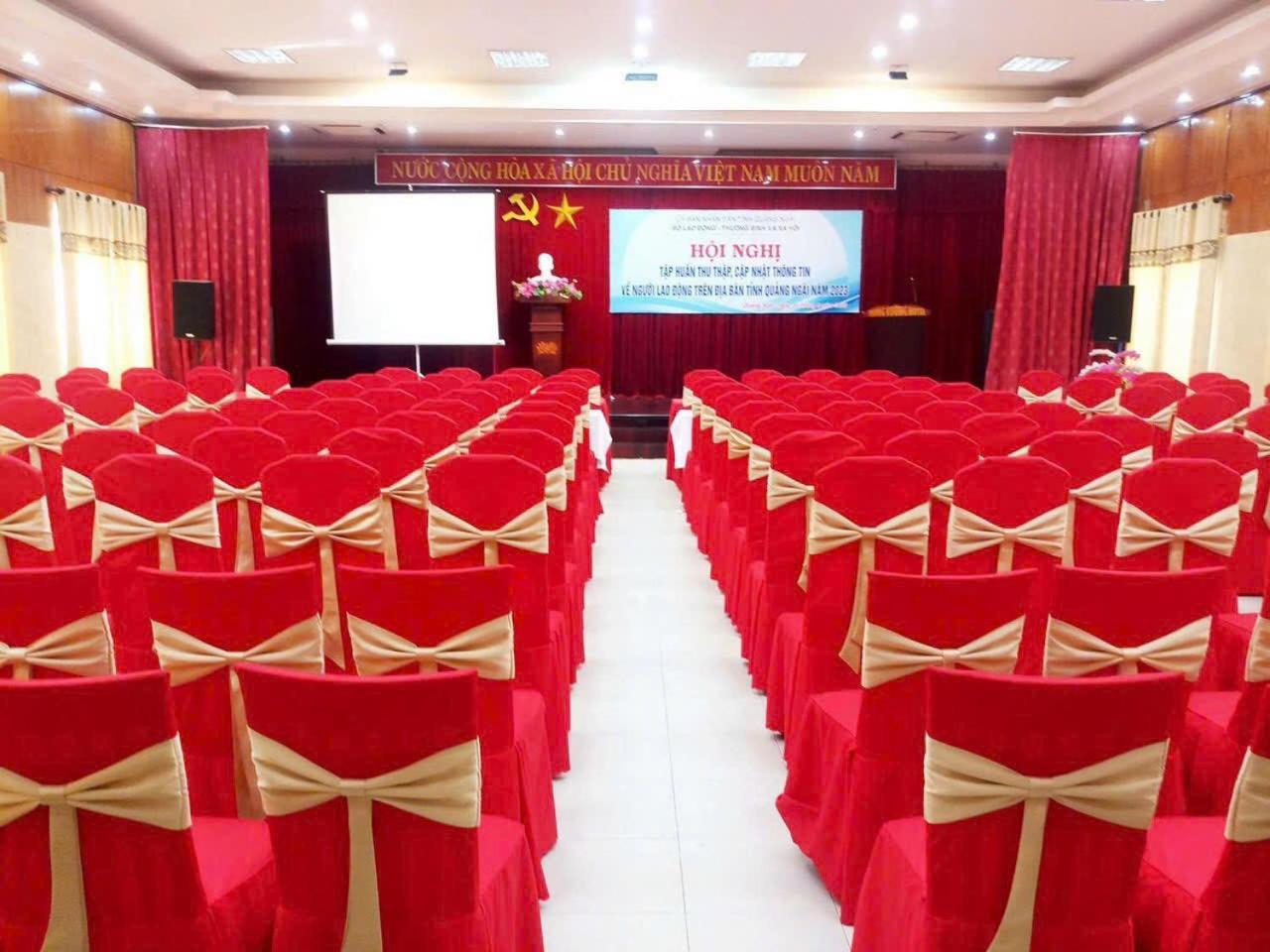 Khach San Hung Vuong Quang Ngai Otel Dış mekan fotoğraf