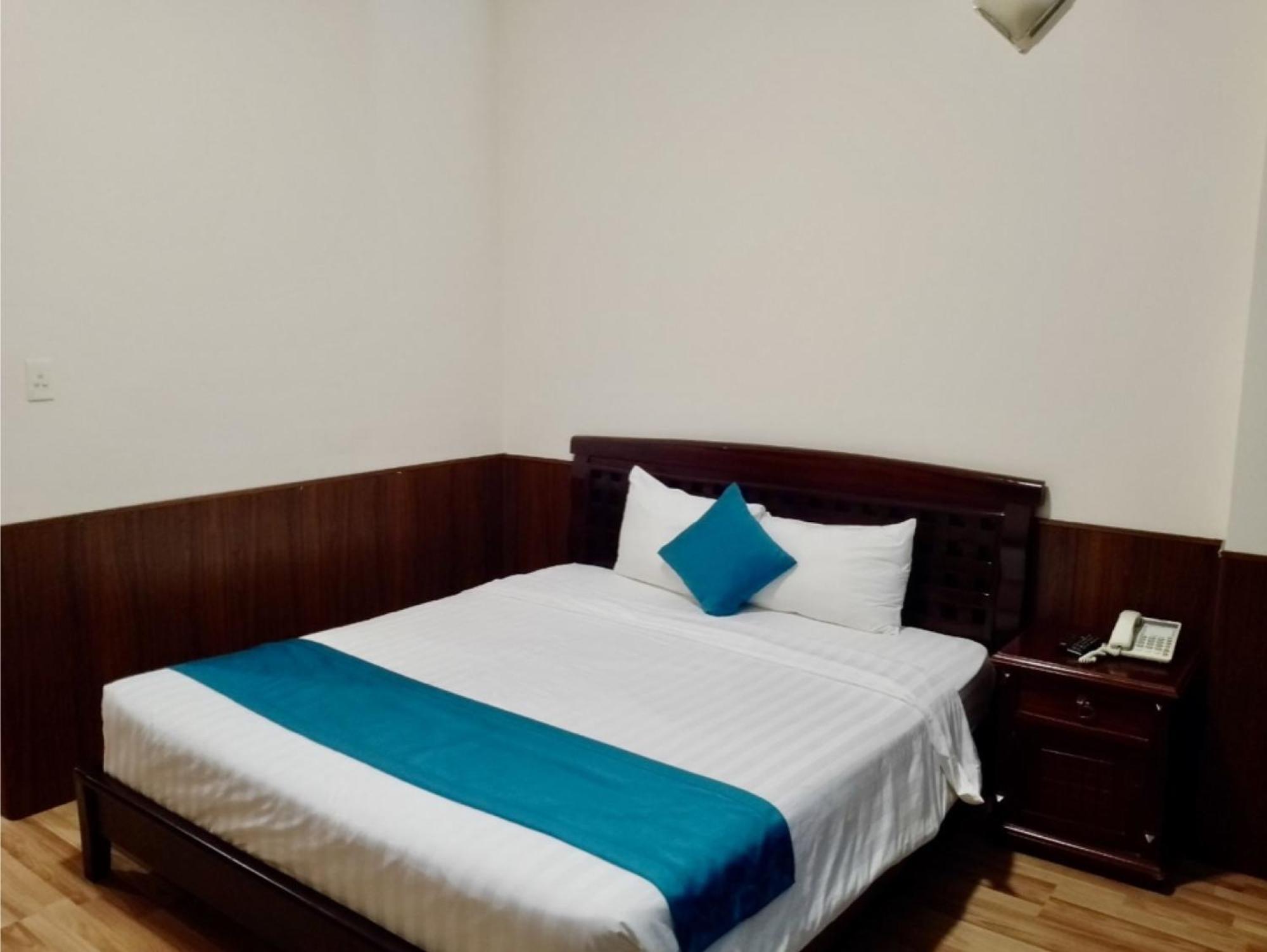 Khach San Hung Vuong Quang Ngai Otel Dış mekan fotoğraf