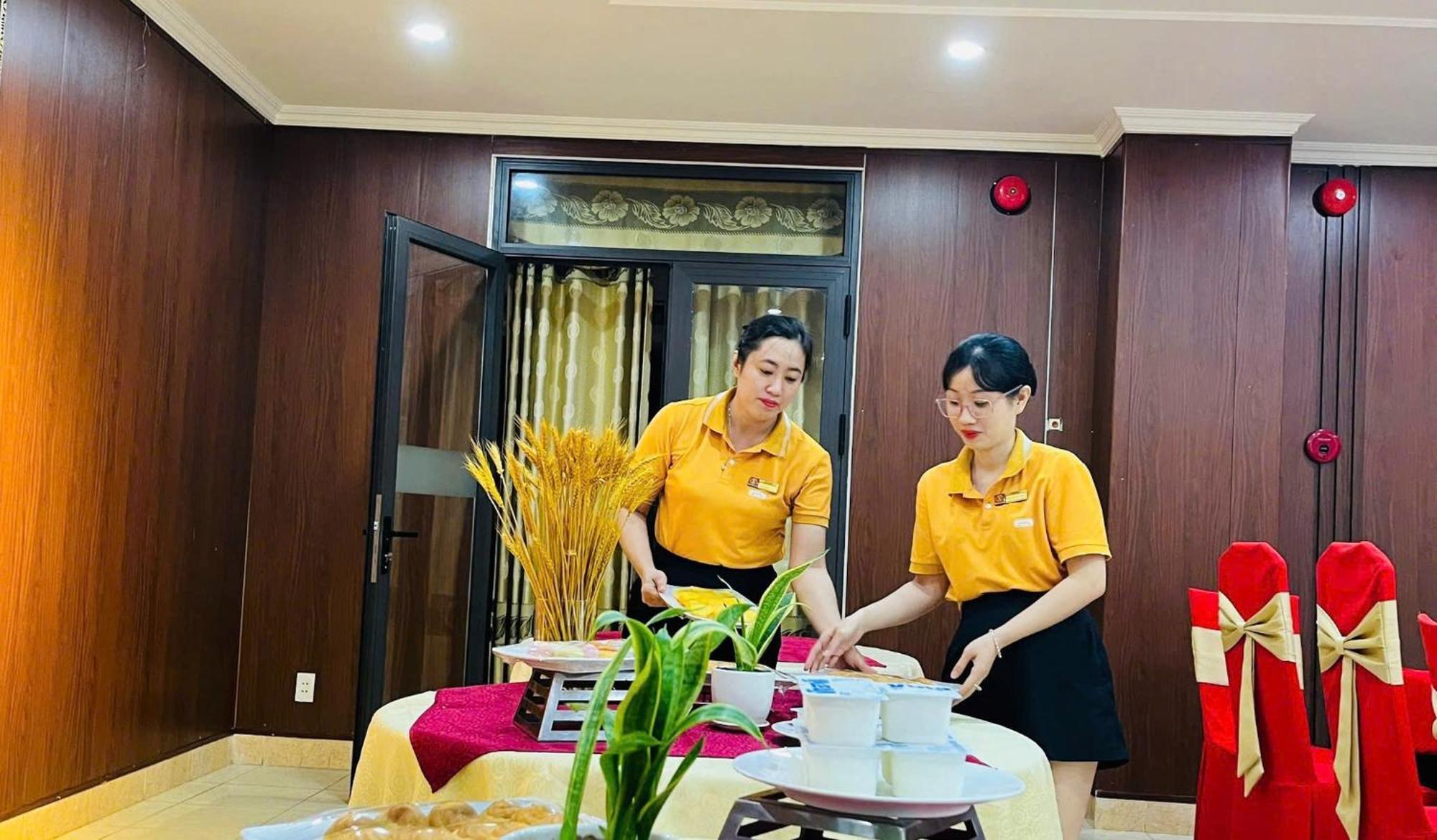 Khach San Hung Vuong Quang Ngai Otel Dış mekan fotoğraf